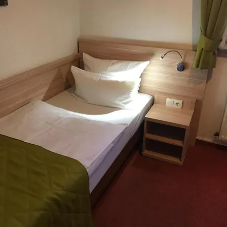 City Hotel Lippstadt ホテル 3*